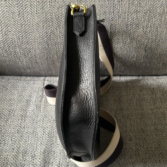 MADEWELL The Transport SaddleBag Black Leather Crossbody Sling Bag - Picture 14 of 16